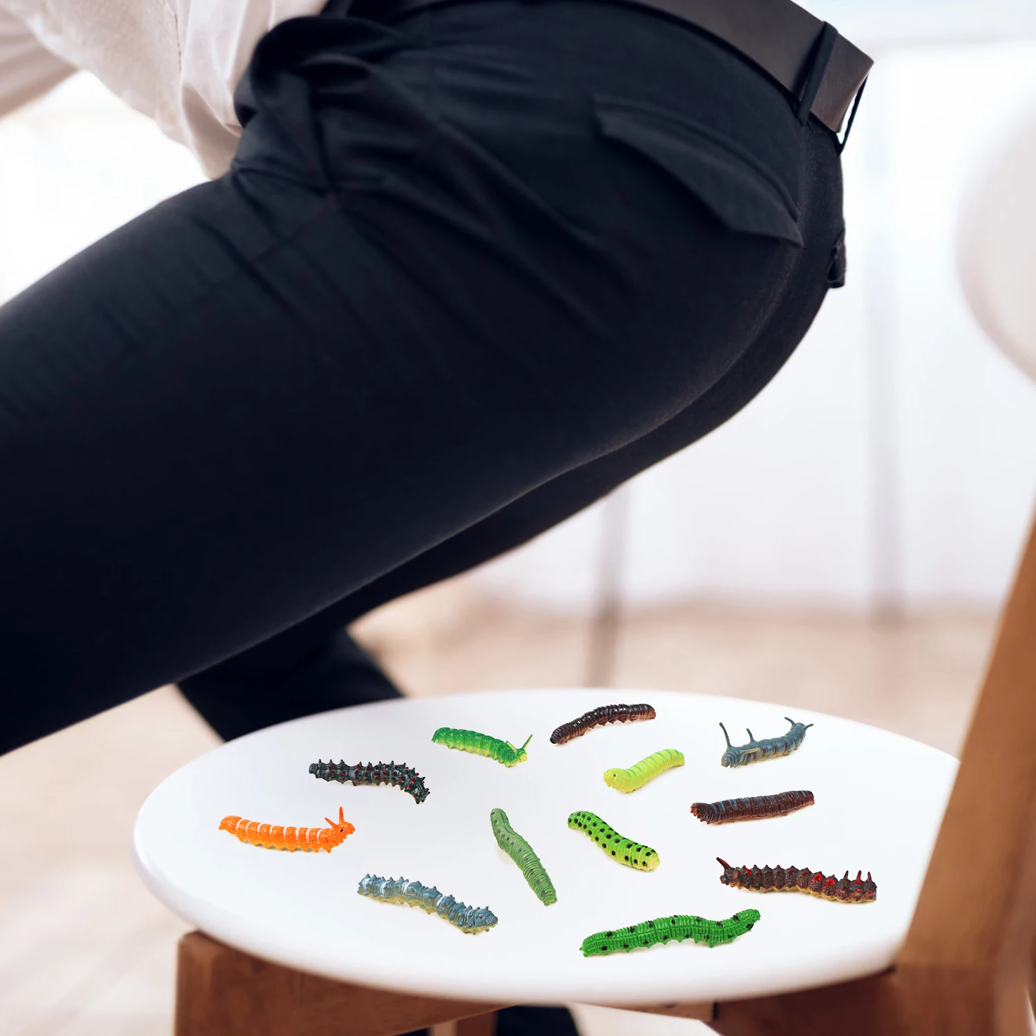 12개 곤충 모형 애벌레 장난감 동물 모형 기어다니는  - Prank Toys 리뷰 및 가격